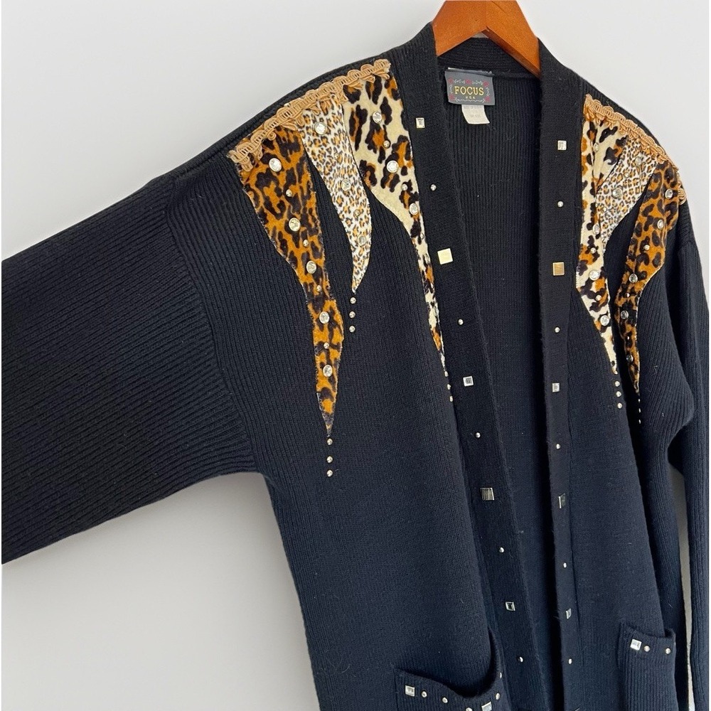 Vintage Focus USA Black Animal Print Rhinestone Mobwife Duster Cardigan Sz L/ XL - Picture 6 of 11